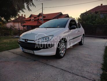Peugeot 206 1.4HDI, 1.350 €, 2006. Hečbek, Dizel | 1398 cm3, 300.000 km, 49kW (67 KS), Manuelni 5 brzina, 2/3 vrata, 5 sedišta, Aranđelovac