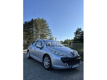 Peugeot 207 207 (može zamena), 2.250 €, 2007. Hečbek, Benzin | 1360 cm3, 283.000 km, 55kW (75 KS), Manuelni 5 brzina, 2/3 vrata, 5 sedišta, Stepanje