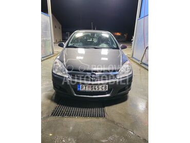 Opel Astra H 1.7 cdti (može zamena), 2.500 €, 2009. Karavan, Dizel | 1686 cm3, 242.000 km, 81kW (110 KS), Manuelni 6 brzina, 4/5 vrata, 5 sedišta, Petrovac na Mlavi