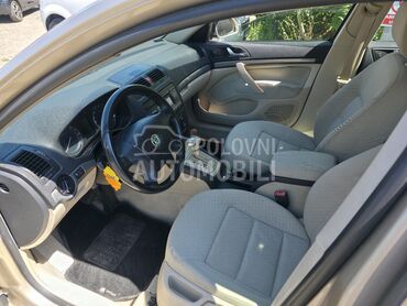 Škoda Octavia, 3.600 €, 2005. Limuzina, Dizel | 1999 cm3, 340.000 km, 103kW (140 KS), Automatski / poluautomatski, 4/5 vrata, 5 sedišta, Novi Beograd