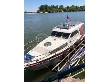 Aquarius 320, 29.000 €, 2010. , Jahta, Plastika, Dužina: 10 m, Širina: 3 m, Visina: 2 m, Beograd