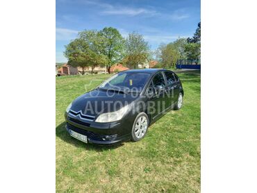Citroen C4, 1.650 €, 2005. Hečbek, Dizel | 1560 cm3, 209.735 km, 66kW (90 KS), Manuelni 5 brzina, 4/5 vrata, 5 sedišta, Kragujevac