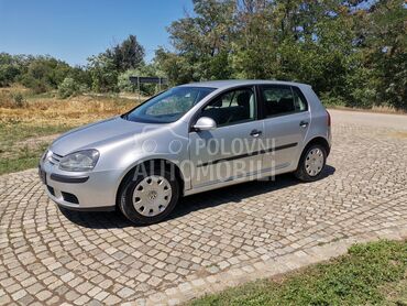 Volkswagen Golf 5, 3.100 €, 2003. Hečbek, Benzin | 1390 cm3, 144.800 km, 55kW (75 KS), Manuelni 5 brzina, 4/5 vrata, 5 sedišta, Prokuplje