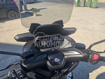 Yamaha X max, 5.750 €, 2023. , 292 cm3, 11.000 km, 20kW (27 KS), Scooter, Novi Sad