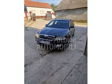 Škoda Octavia (može zamena), 3.100 €, 2006. Limuzina, Benzin | 1390 cm3, 256.788 km, 59kW (80 KS), Manuelni 5 brzina, 4/5 vrata, 5 sedišta, Novi Sad