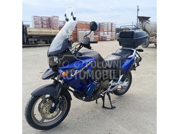 Honda Xl1000V Varadero, 3.200 €, 2001. , 996 cm3, 96.000 km, 70kW (95 KS), Enduro / Cross, Ub