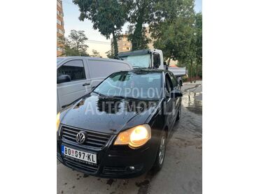 Volkswagen Polo 1.2, 2.700 €, 2006. Hečbek, Benzin | 1198 cm3, 213.535 km, 40kW (54 KS), Manuelni 5 brzina, 4/5 vrata, 5 sedišta, Bor