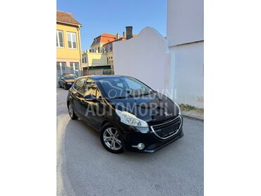 Peugeot 208 1.6HDi/ALLURE/T0P, 6.390 €, 2015. Hečbek, Dizel | 1560 cm3, 164.557 km, 75kW (102 KS), Manuelni 5 brzina, 4/5 vrata, 5 sedišta, Novi Sad