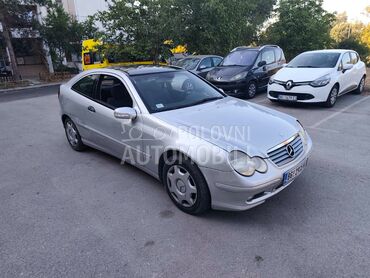 Mercedes Benz CLK 200 (može zamena), 1.300 €, 2001. Kupe, Benzin | 1998 cm3, 230.000 km, 120kW (163 KS), Manuelni 6 brzina, 2/3 vrata, 4 sedišta, Beograd