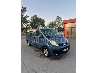 Renault Trafic , 9.200 €, 2009. , 228.000 km, Putnički kombi, Dizel, 2500 cm3, Manuelni menjač, Novi Sad