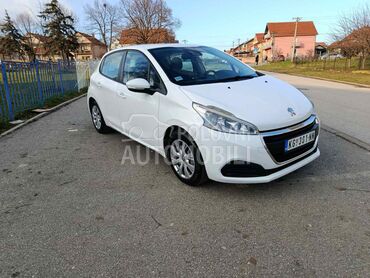 Peugeot 208 (može zamena), 5.600 €, 2015. Hečbek, Benzin | 1199 cm3, 157.853 km, 60kW (82 KS), Manuelni 5 brzina, 4/5 vrata, 5 sedišta, Kragujevac
