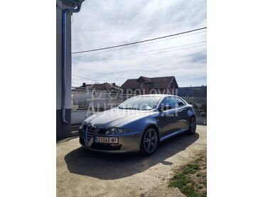 Alfa Romeo GT GT-Q2 (može zamena), 3.999 €, 2005. Kupe, Benzin | 1970 cm3, 180.000 km, 122kW (166 KS), Manuelni 5 brzina, 2/3 vrata, 5 sedišta, Knjaževac
