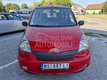 Toyota Yaris Verso 1.3 vvti, 2.590 €, 2004. Monovolumen (MiniVan), Benzin | 1299 cm3, 166.580 km, 63kW (86 KS), Automatski / poluautomatski, 4/5 vrata, 5 sedišta, Novi Sad