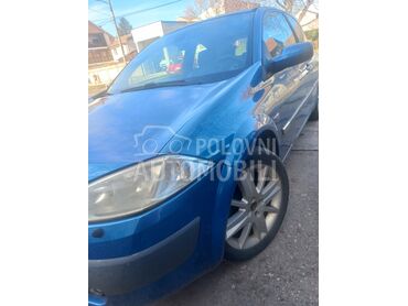 Renault Megane, 1.550 €, 2004. Hečbek, Dizel | 1461 cm3, 225.000 km, 60kW (82 KS), Manuelni 5 brzina, 2/3 vrata, 5 sedišta, Novi Sad