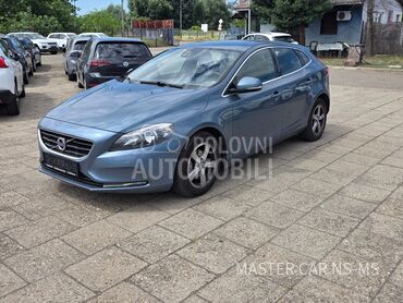 Volvo V40 1.6d NAV I/SERVISN A, 6.499 €, 2012. Hečbek, Dizel | 1560 cm3, 255.896 km, 84kW (114 KS), Manuelni 6 brzina, 4/5 vrata, 5 sedišta, Novi Sad