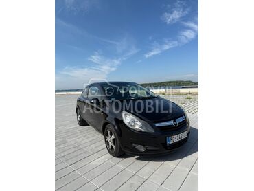Opel Corsa D 1.4 b, 2.999 €, 2008. Kupe, Benzin | 1400 cm3, 200.000 km, 66kW (90 KS), Manuelni 5 brzina, 2/3 vrata, 5 sedišta, Beograd