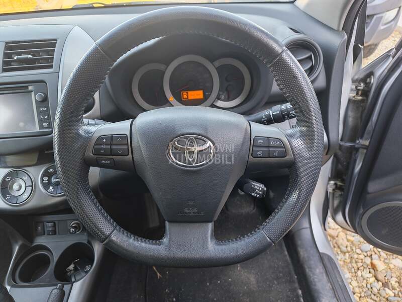 volan za Toyota Auris, Avensis, RAV 4