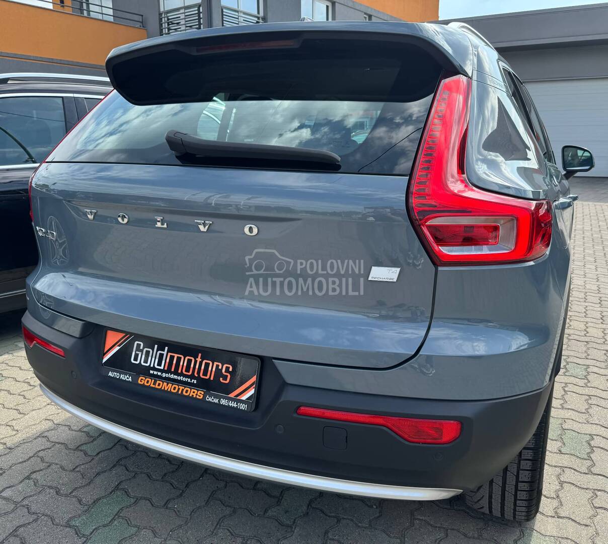 Volvo НАДПИСЬ ПЛАГАНА XC40 (можно заменить)