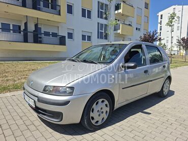 Fiat Punto 1.2, 1.250 €, 2003. Hečbek, Benzin | 1242 cm3, 203.000 km, 44kW (60 KS), Manuelni 5 brzina, 4/5 vrata, 5 sedišta, Kragujevac