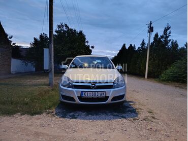 Opel Astra H (može zamena), 2.150 €, 2004. Hečbek, Dizel | 1686 cm3, 309.000 km, 74kW (101 KS), Manuelni 5 brzina, 4/5 vrata, 5 sedišta, Kikinda