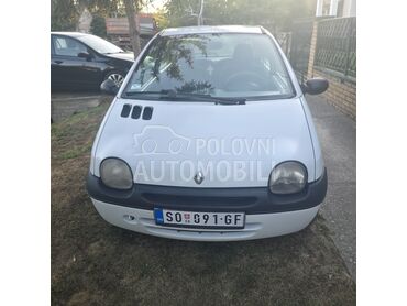 Renault Twingo, 1.050 €, 2003. Hečbek, Benzin | 1149 cm3, 133.000 km, 43kW (58 KS), Manuelni 5 brzina, 2/3 vrata, 4 sedišta, Ratkovo