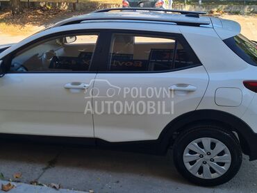 Kia Stonic, 11.299 €, 2021. Džip/SUV, Benzin | 1197 cm3, 105.000 km, 62kW (84 KS), Manuelni 5 brzina, 4/5 vrata, 5 sedišta, Novi Sad
