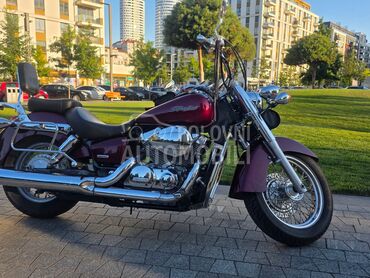 Honda Shadow VT750, 5.500 €, 2004. , 750 cm3, 68.000 km, 32kW (43 KS), Chopper / Cruiser, Beograd
