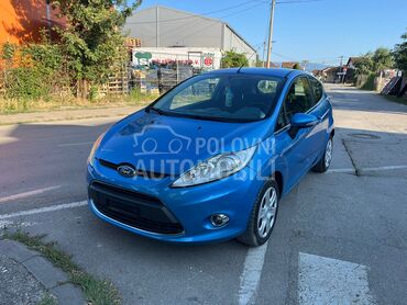 Ford Fiesta, 3.300 €, 2010. Hečbek, Benzin | 1388 cm3, 173.338 km, 71kW (97 KS), Manuelni 5 brzina, 2/3 vrata, 5 sedišta, Kraljevo