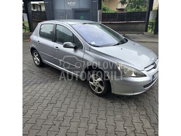 Peugeot 307 1.6 (može zamena), 870 €, 2002. Hečbek, Benzin + Gas (TNG) | 1587 cm3, 205.000 km, 60kW (82 KS), Manuelni 5 brzina, 4/5 vrata, 5 sedišta, Novi Pazar