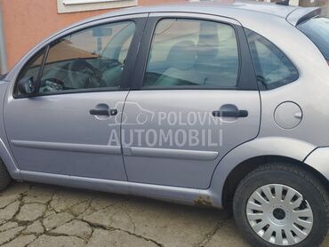 Citroen C3 1,4 hdi (može zamena), 1.820 €, 2002. Hečbek, Dizel | 1398 cm3, 257.917 km, 50kW (68 KS), Manuelni 5 brzina, 4/5 vrata, 5 sedišta, Zrenjanin
