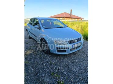 Fiat Stilo JTD, 1.100 €, 2002. Hečbek, Dizel | 1900 cm3, 424.000 km, 85kW (116 KS), Manuelni 5 brzina, 2/3 vrata, 5 sedišta, Lazarevac