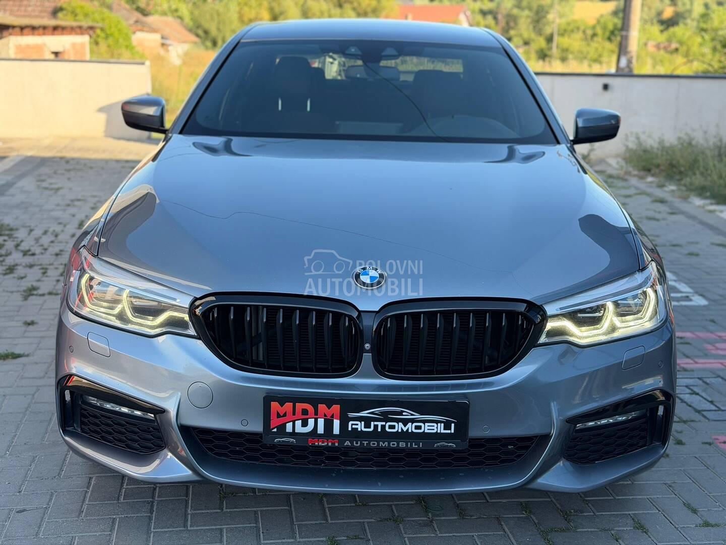BMW 520 M-SPORT/X-DRIVE/LED