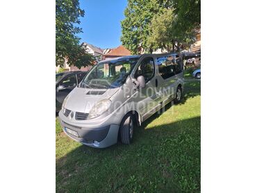 Renault Trafic 2.0, 6.990 €, 2007. , 300.000 km, Putnički kombi, Dizel, 1998 cm3, Manuelni menjač, Čajetina