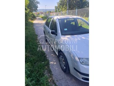 Škoda Fabia 1.2 (može zamena), 1.800 €, 2007. Limuzina, Benzin | 1200 cm3, 212.000 km, 47kW (64 KS), Manuelni 5 brzina, 4/5 vrata, 5 sedišta, Mionica (Selo)