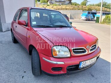 Nissan Micra 1.0, 599 €, 2001. Hečbek, Benzin | 998 cm3, 180.000 km, 44kW (60 KS), Manuelni 5 brzina, 2/3 vrata, 5 sedišta, Zvezdara