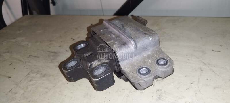Nosac motora za Volkswagen Passat B6