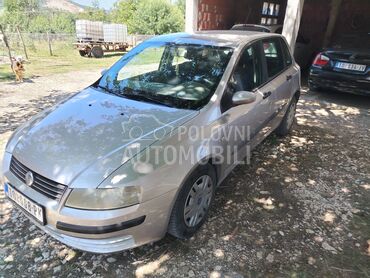 Fiat Stilo Jtd, 450 €, 2002. Hečbek, Dizel | 1910 cm3, 306.000 km, 59kW (80 KS), Manuelni 5 brzina, 4/5 vrata, 5 sedišta, Topola