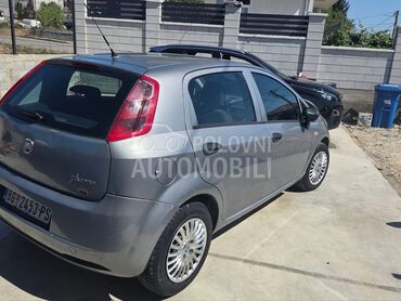 Fiat Grande Punto, 2.700 €, 2009. Hečbek, Dizel | 1248 cm3, 213.900 km, 55kW (75 KS), Manuelni 5 brzina, 4/5 vrata, 5 sedišta, Beograd