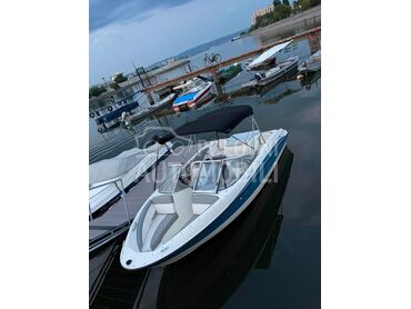 Bayliner 185, 15.499 €, 2011. , Gliser, Plastika, Dužina: 5.49 m, Širina: 2.31 m, Visina: 1.1 m, Kladovo