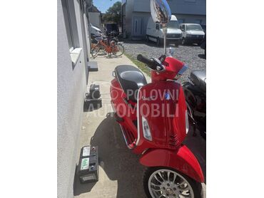 Vespa Sprint, 2.000 €, 2016. , 49 cm3, 8.000 km, 1kW (1 KS), Scooter, Slepčević