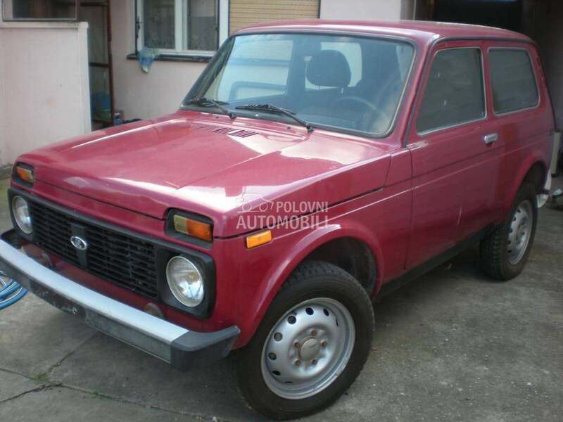 Lada Niva - kompletan auto u delovima