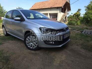Volkswagen Polo (može zamena), 4.450 €, 2009. Hečbek, Benzin | 1198 cm3, 260.555 km, 51kW (69 KS), Manuelni 5 brzina, 4/5 vrata, 5 sedišta, Čukarica