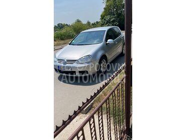 Volkswagen Golf 5, 4.200 €, 2008. Hečbek, Dizel | 1896 cm3, 245.000 km, 77kW (105 KS), Automatski / poluautomatski, 4/5 vrata, 5 sedišta, Beograd