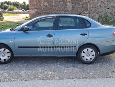 Seat Cordoba 1.4 REFERENCE, 1.550 €, 2005. Limuzina, Benzin + Gas (TNG) | 1390 cm3, 228.000 km, 55kW (75 KS), Manuelni 5 brzina, 4/5 vrata, 5 sedišta, Smederevo