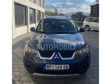 Mitsubishi Outlander 2.0 4x4 (može zamena), 6.500 €, 2010. Džip/SUV, Dizel | 1968 cm3, 264.000 km, 103kW (140 KS), Manuelni 6 brzina, 4/5 vrata, 7 sedišta, Novi Pazar