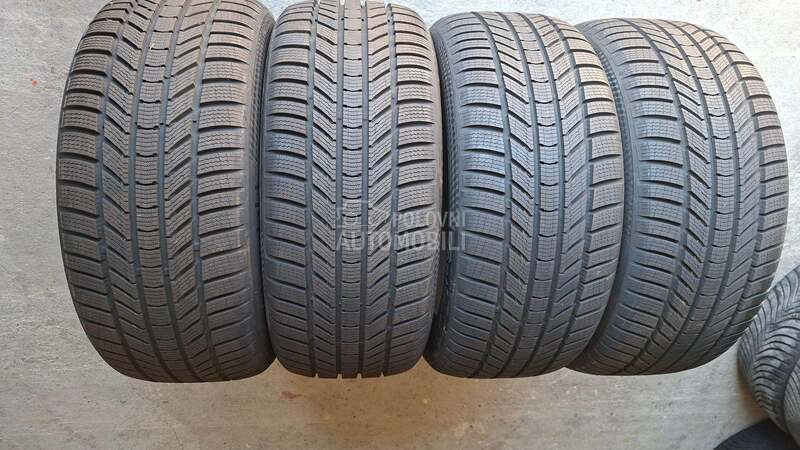 Continental 255/45 R18 Zimska