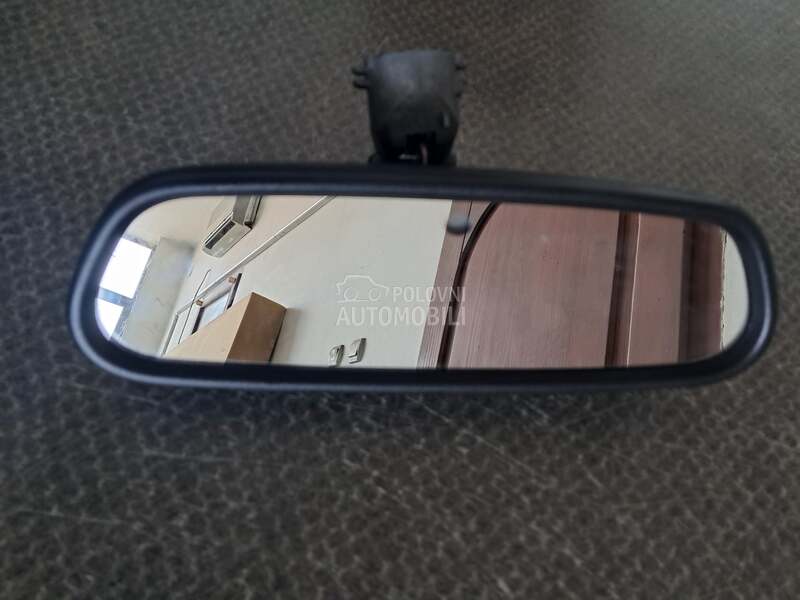 samozatamnjujuci unutrasnji retrovizor za Citroen C3 Picasso, C4, C4 Cactus ... od 2009. do 2020. god. - 96758889XT