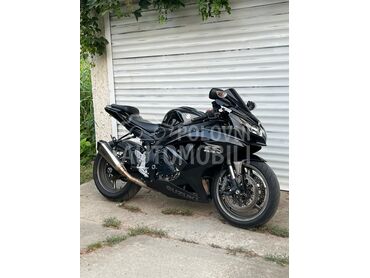 Suzuki GSXR 750 gsxr (može zamena), 6.600 €, 2009. , 750 cm3, 60.500 km, 110kW (150 KS), Sport / Super sport, Bačko Petrovo Selo