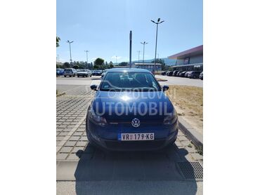 Volkswagen Polo (može zamena), 5.150 €, 2010. Limuzina, Dizel | 1200 cm3, 233.000 km, 55kW (75 KS), Manuelni 5 brzina, 4/5 vrata, 5 sedišta, Vranje