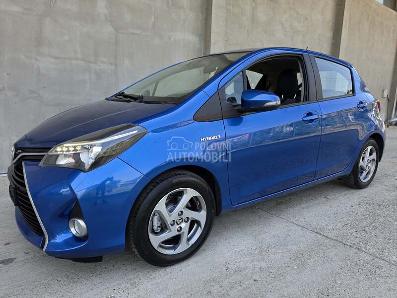 Toyota Yaris ГИБРИД 1.5 AUTOM (можно заменить)
